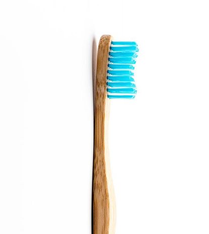 Humble Brush Blauw Volwassen, tandenborstel, bamboe, bamboe tandenborstel, natuurlijk materiaal, plasticvrij tandenborstel, bam